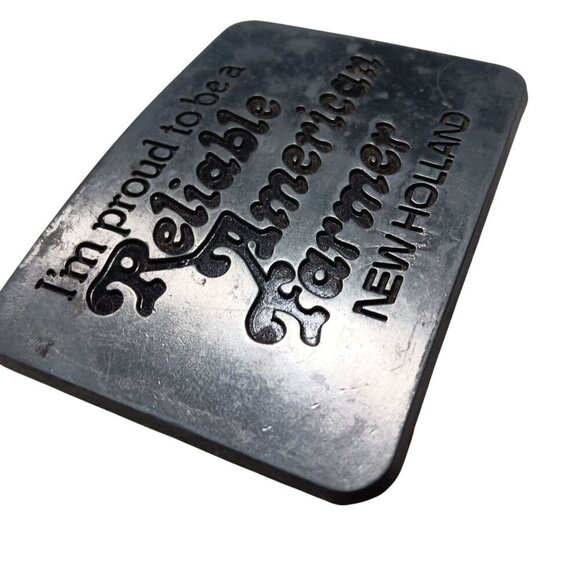 American Farmer Vintage Belt Buckle  New Holland I'm Proud To Be A Reliable 1982 - Picture 2 of 5